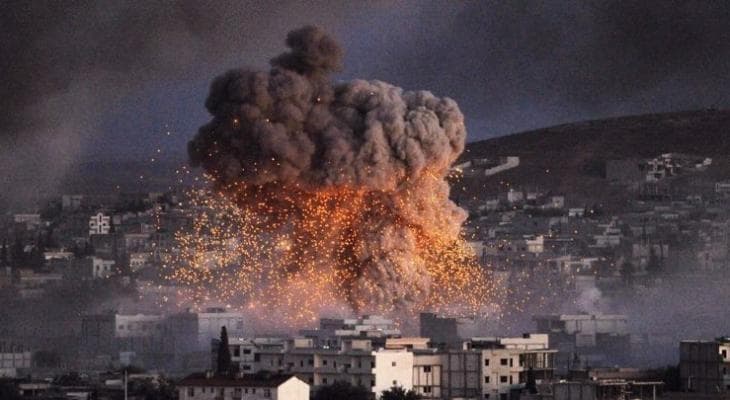 مصدر إسرائيلي يقر بقصف عشرات الأهداف في سوريا