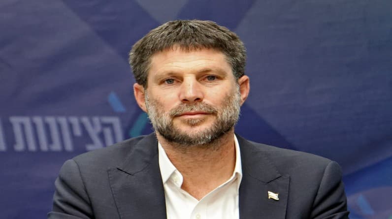 سموتريتش: إسرائيل ستواصل استهداف أعدائها أينما وجدوا