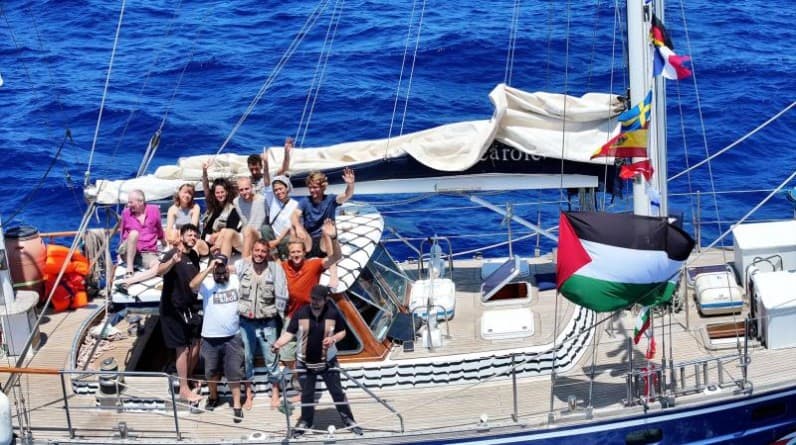المنظمات الفلسطينية تستنكر تهديدات الإحتلال بمهاجمة السفينة مادلين
