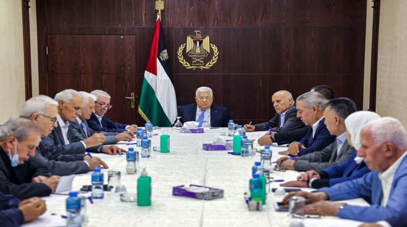 حماس: السلطة تجرى تغييرات على النظام السياسي بشكل منفرد