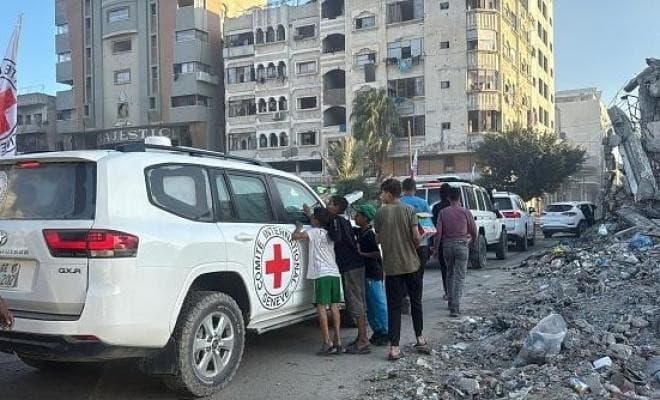 القسام طالب الصليب الأحمر والوسطاء بتوفير معدات البحث عن جثث الأسرى