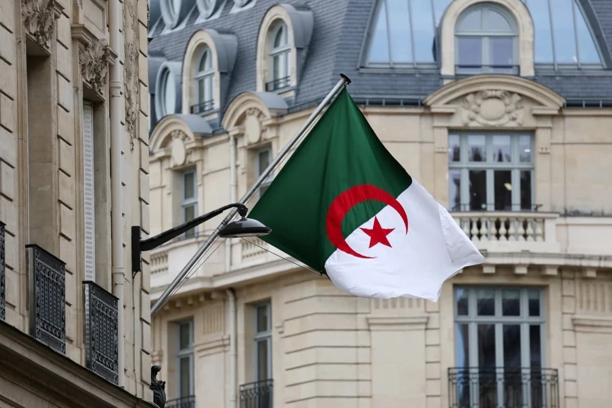 الجزائر