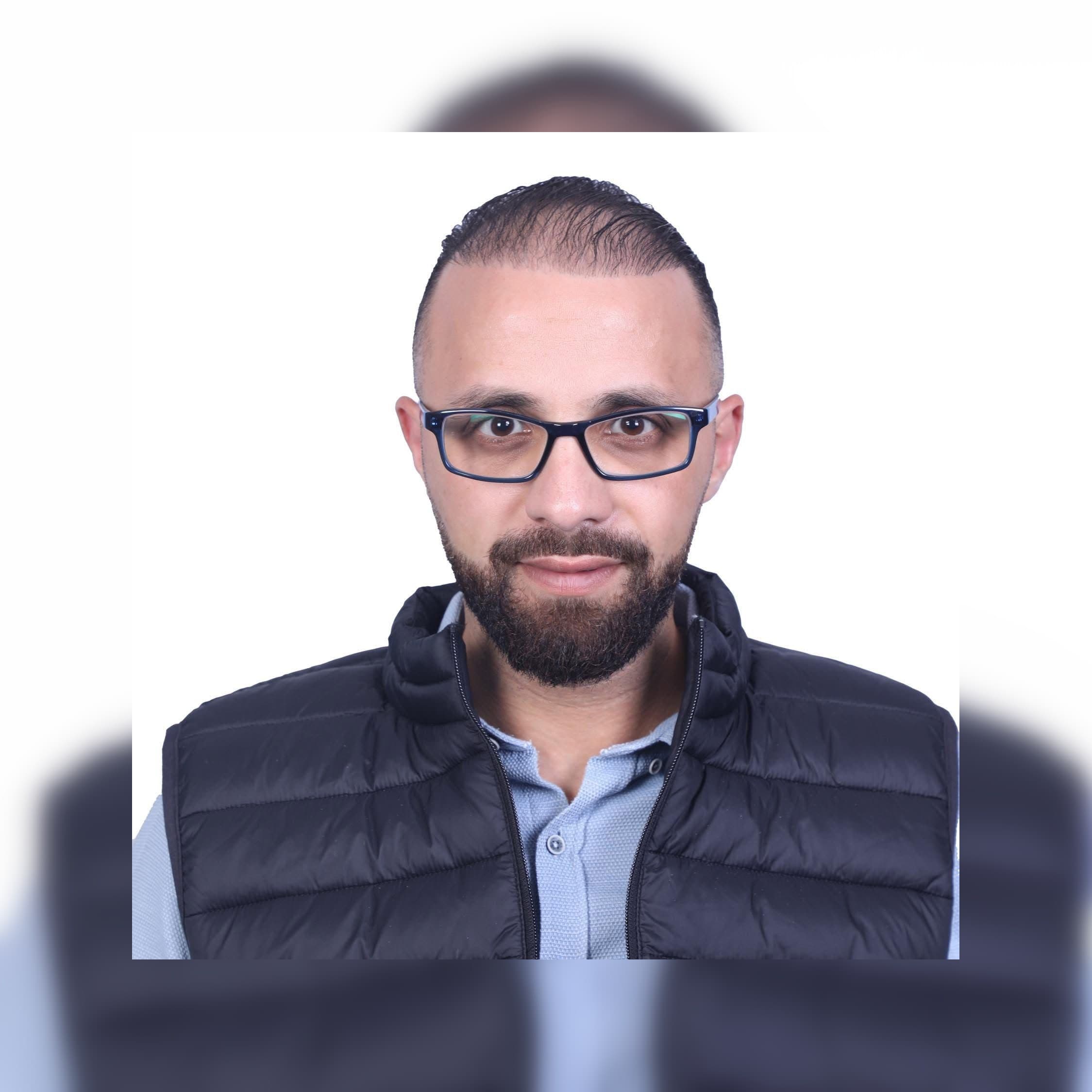 ياسر منّاع: استقالة نائب رئيس الشاباك تكشف اتساع فجوة الثقة بين القيادة السياسية وأذرعها الأمنية