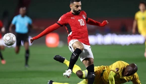 مصر تفوز على زيمبابوي وتقتنص 3 نقاط في بطولة الأمم الأفريقية