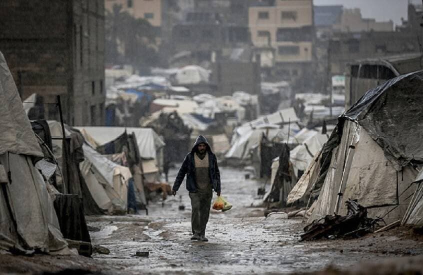 أول أيام رمضان تحت القصف