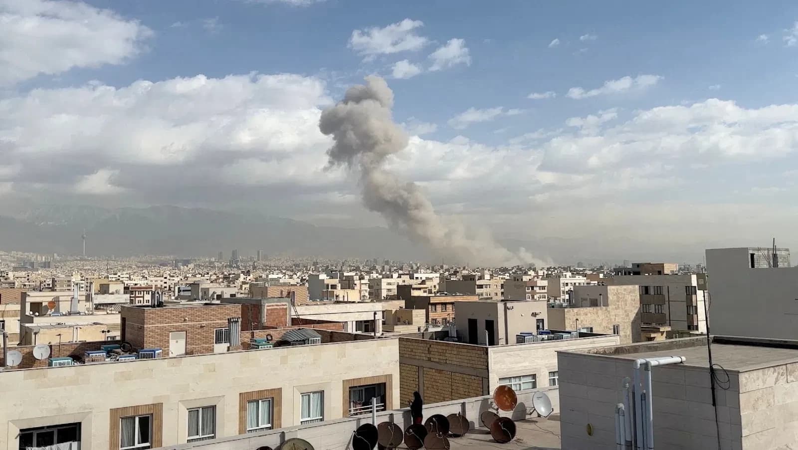 العدوان على إيران