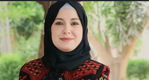 الدكتورة منى أبو حمدية