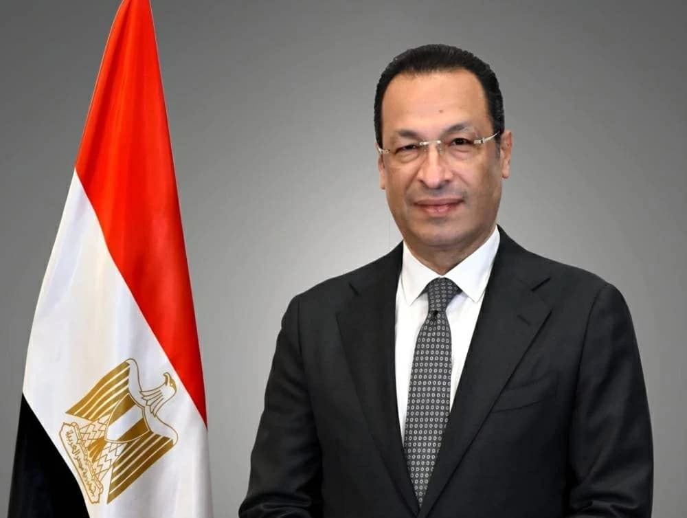 وزير الاتصالات المصري
