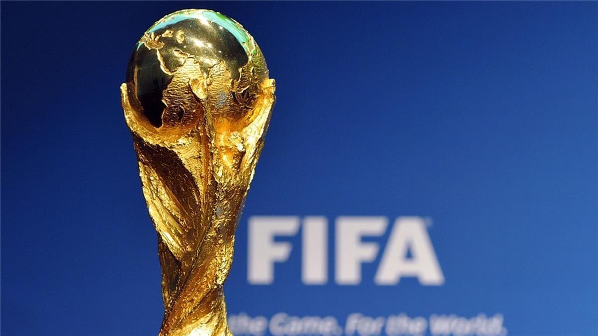 فيفا يتخذ قراراً صارماً بشأن قائمة الممنوعات على الجماهير في كأس العالم