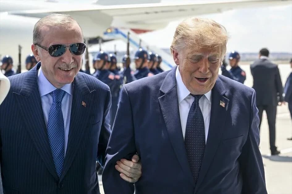 أردوغان يستقبل ترامب بمطار أنقرة2