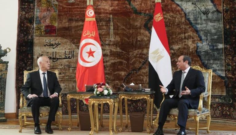 ميدل إيست آي: عقيد أمن مصري ينسق لتكرار تجربة نظامه مع النهضة في تونس