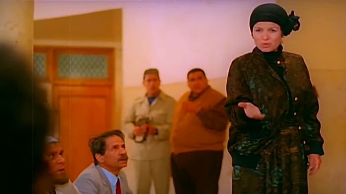 أنس دنقل يكتب : الحجة عطيات..الدور السابع!!