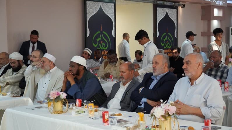 هيئة أمة واحدة تعقد مؤتمرها التأسيسي بإسطنبول تحت شعار "فلسطين قلب الحضارة الإسلامية"..صور
