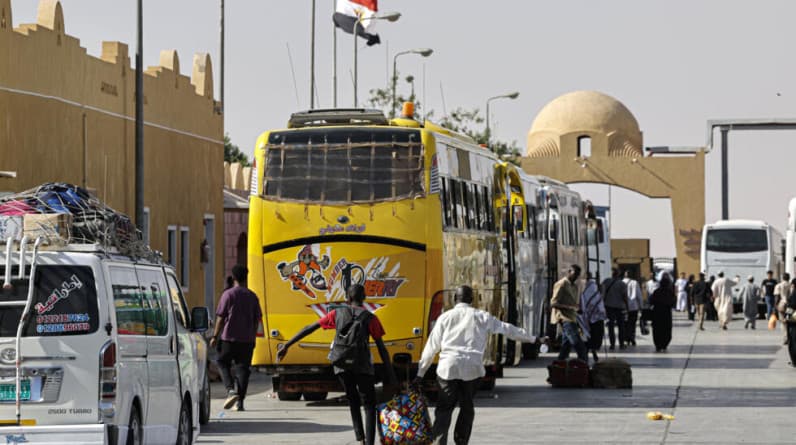 (180 تحقيقات) تخترق عالم الدولار مقابل دخول ملايين السودانيين لمصر بشكل غير شرعي