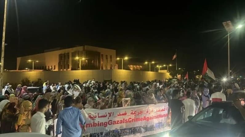 مظاهرات في موريتانيا تنديدًا بالعدوان الإسرائيلي على غزة وإيران