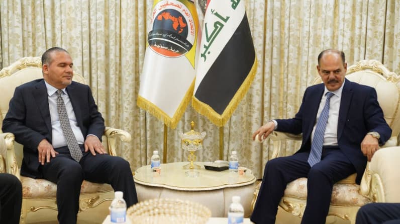 امين بغداد يزور نقابة الصحفيين العراقيين ويشيد بدورها الفاعل في المجتمع ويوجه بسحب الدعوة المقامة ضد مقدم برنامج الرشيدوالناس
