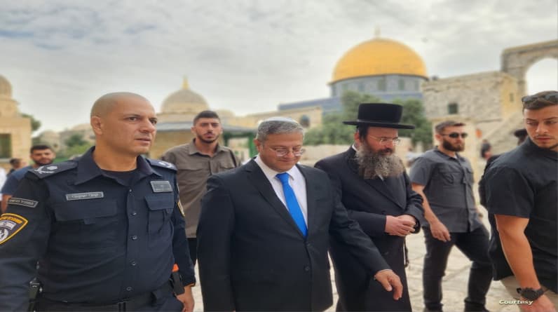 حماس لـــ"بن غفير":كل إجراءات الإحتلال على مقدساتنا ستزول مع زوالكم