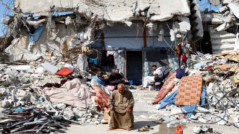 يمنع عودة المرض.. تجربة أول لقاح للسرطان في العالم