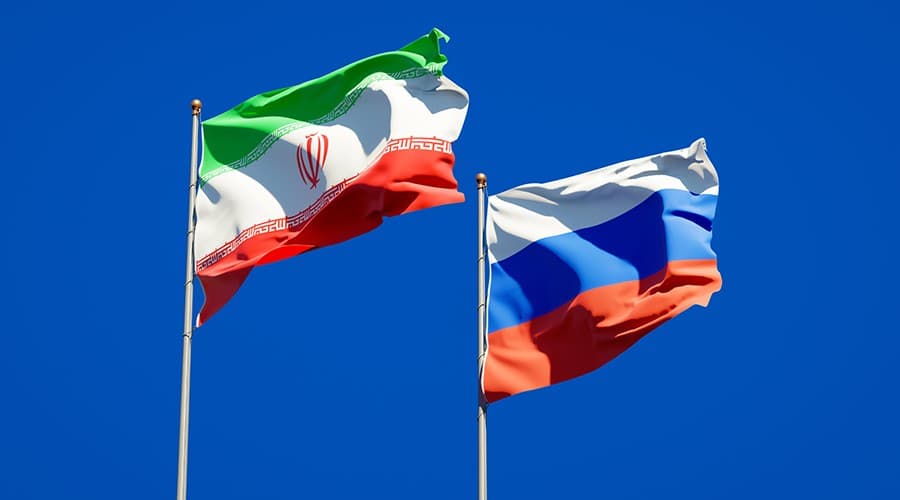 نهاية الإعفاءات تلوح في الأفق.. واشنطن تضيق الخناق على نفط إيران وروسيا