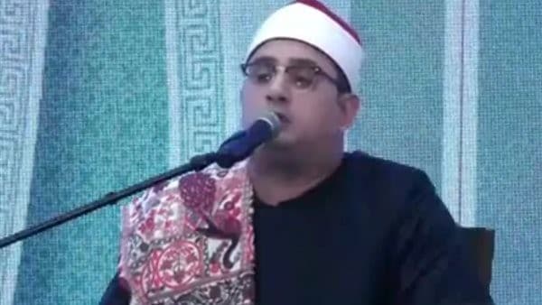 نجل الشيخ الشحات أنور يفتتح الدورة الـ32 من المسابقة العالمية للقرآن الكريم