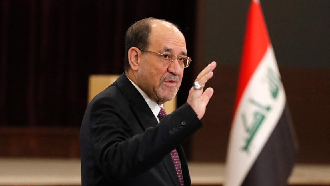 نوري المالكي يغادر مركز اقتراع في بغداد، 11 نوفمبر 2025 (أحمد الرباعي/ فرانس برس)