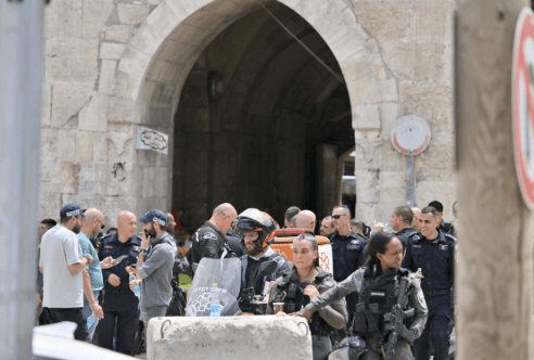 حكومة نتنياهو تنتقم من الفلسطينيين في القدس والضفة الغربية