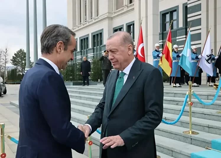 أردوغان يستقبل رئيس الوزراء اليوناني ميتسوتاكيس