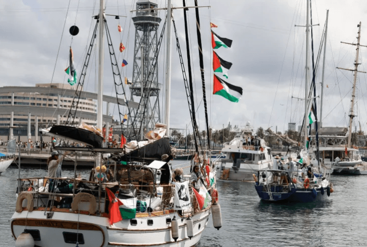 كان أسطول الصمود والحرية بلسم شفاء وأمل بالحرية، تلقفت أخباره غزة الجريحة، وانتظره الغزيون بشوق.