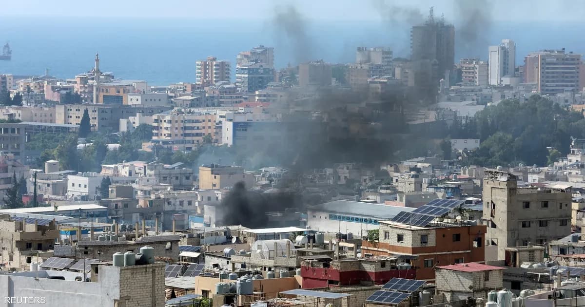 المخيمات الفلسطينية في لبنان تحت النار.. رسائل الدم وحسابات المرحلة المقبلة