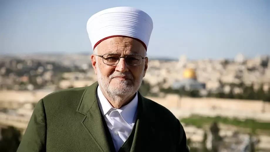 الشيخ عكرمة صبرييحذر من فرض سيطرة الاحتلال على الأقصى