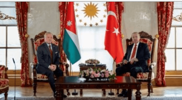 عاهل الأردن الملك عبدالله الثاني والرئيس التركي رجب طيب أردوغان