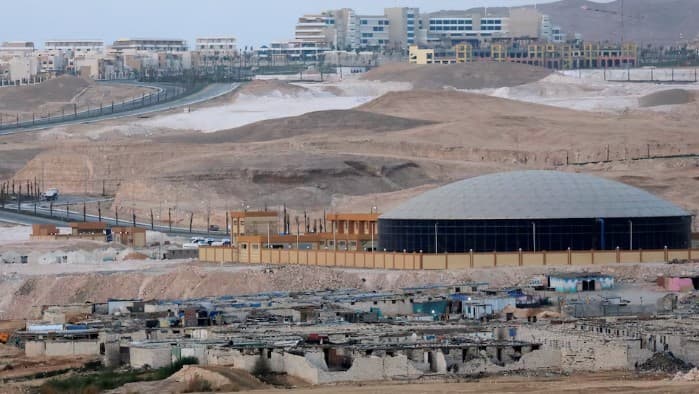 مصر تخطط لإنشاء مرسى وفندق في البحر الأحمر بمليار دولار
