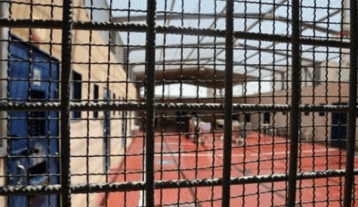 الإفراج عن أسيرين
