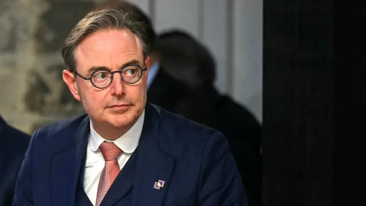 تطبيع العلاقات مع روسيا: رئيس الوزراء البلجيكي بارت دي ويفر خلال جلسة عمل ضمن فعاليات الاجتماع غير الرسمي لقادة الاتحاد الأوروبي في قلعة ألدن بيزن ببلجيكا. في 12 فبراير 2026 - Reuters