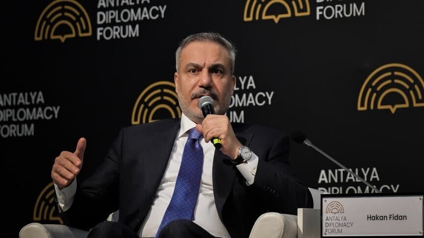 هاكان فيدان في منتدى أنطاليا 2026
