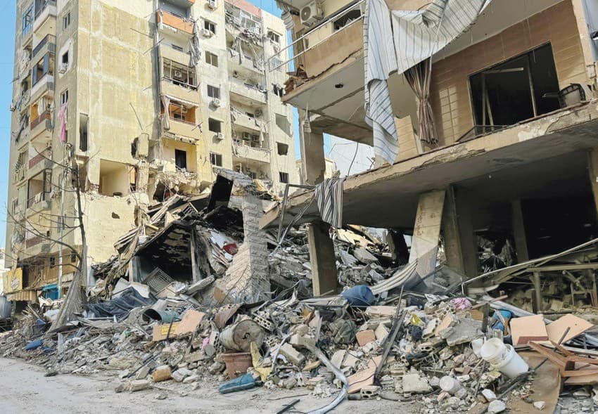 هدنة وهمية أم غطاء للعدوان؟.. الاحتلال يواصل قصف جنوب لبنان رغم الاتفاق