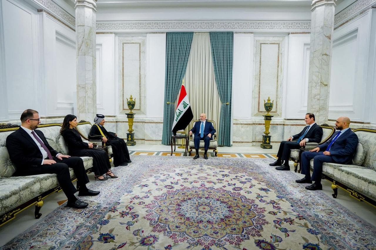 صورة من اللقاء