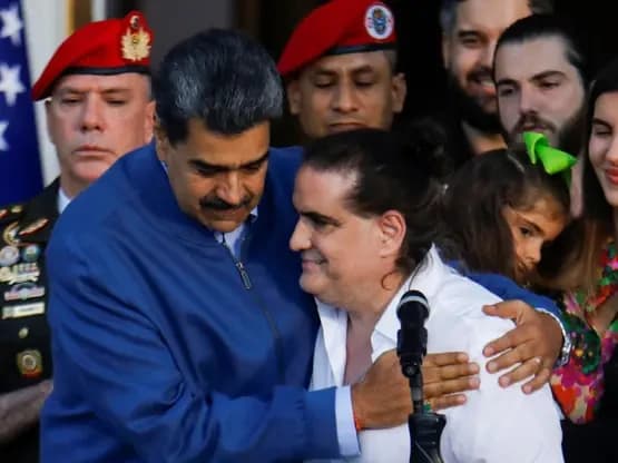 أليكس صعب مع الرئيس الفنزويلي المختطف مادورو