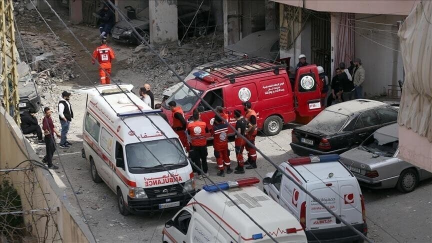 لبنان.. 25 مصابا من طاقم مستشفى إثر استهداف إسرائيلي لمحيطه