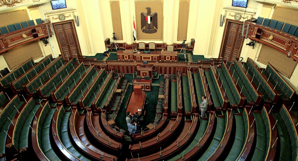 نائبة بالبرلمان المصري تكشف أبعاد تطبيق قانون فصل الموظفين الإخوان