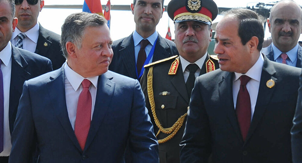القمة الثلاثية ببغداد :الرئيس المصري وملك الأردن يصلان بغداد