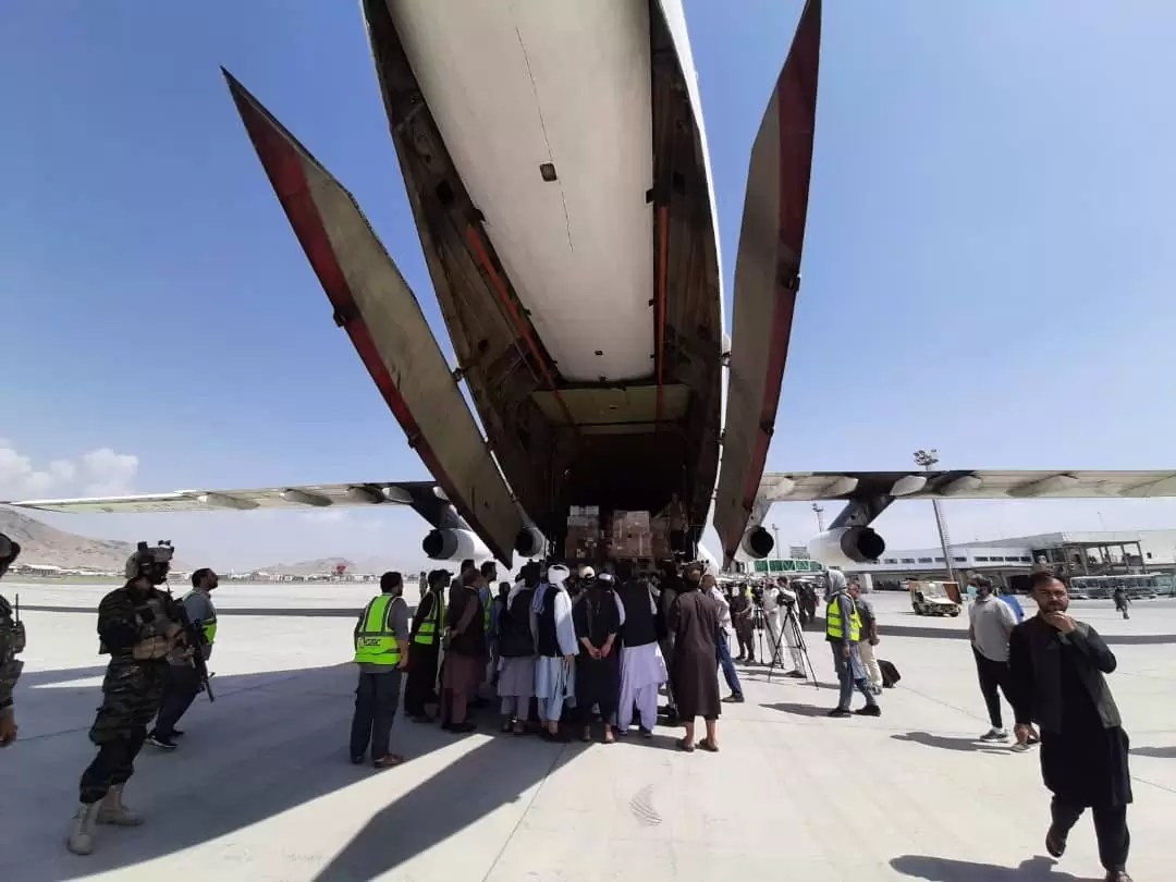 فوكس نيوز: الإمارات  نقلت "شحنات مجهولة ومشبوهة" إلي أفغانستان