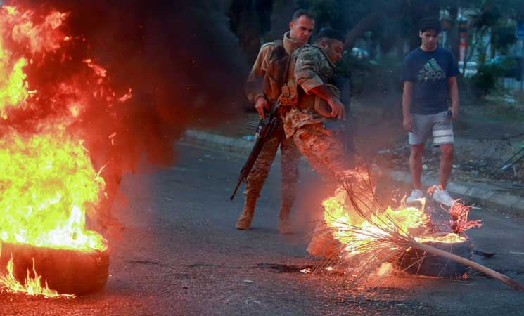 لبنان: احتجاجات تحذيرية في شوارع بيروت وطرابلس وصيدا والبقاع- (صور)