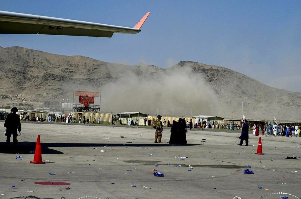 "التعاون الإسلامي" تدين الهجوم المزدوج في محيط مطار كابل