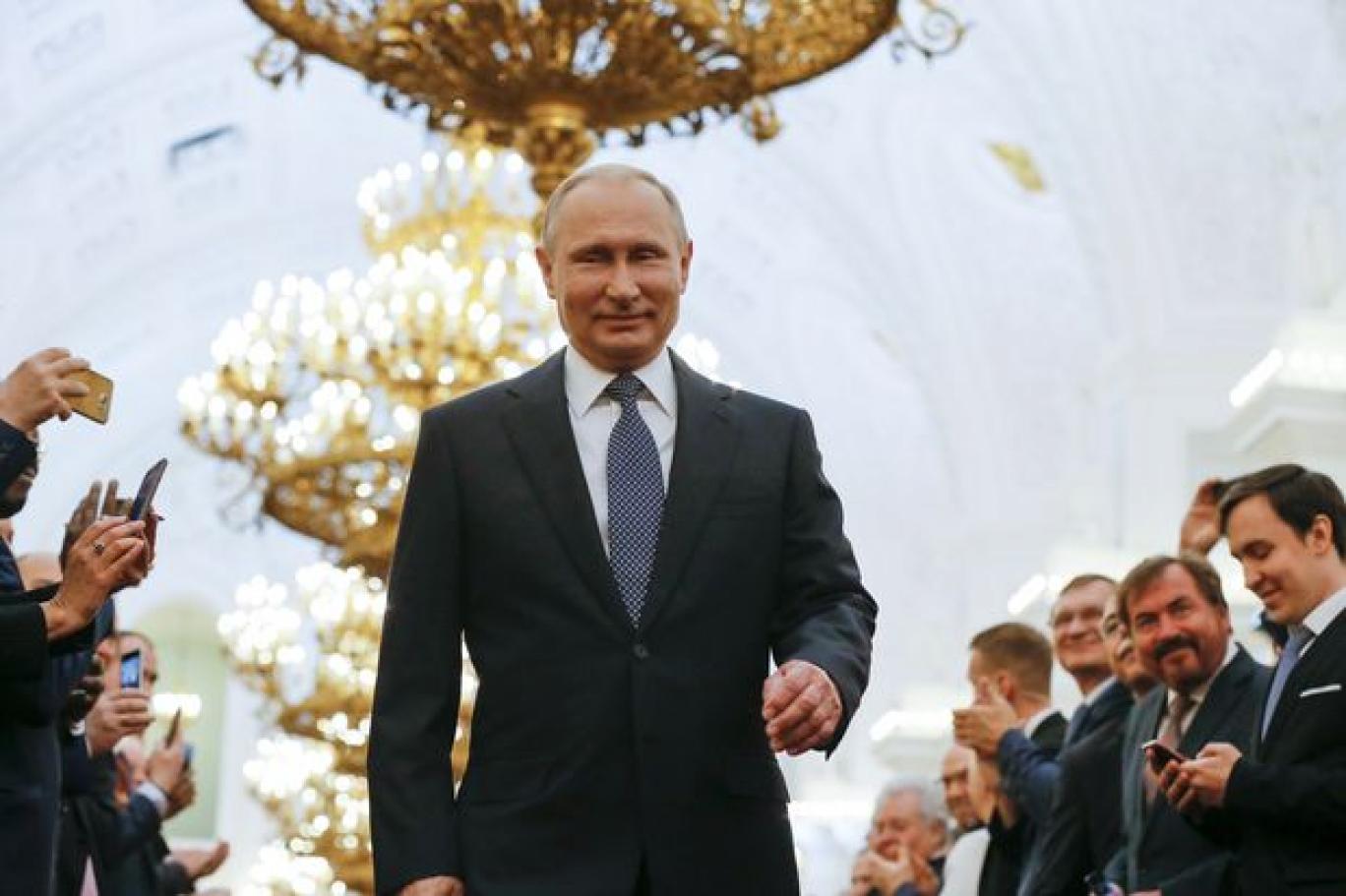 إميل أمين يكتب: شونباخ ـ بوتين.. وعالم الغرب المنقسم