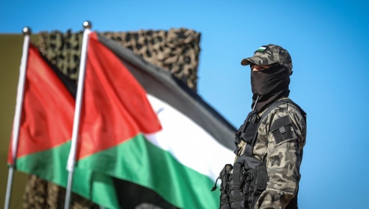 مصطفى الصواف يكتب : بحد السيف قدنا حربا أمنية وعسكرية بسيف القدس