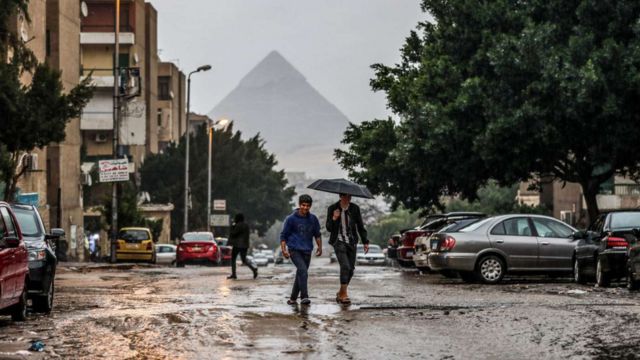 أمطار رعدية غزيرة تضرب عددا من المحافظات المصرية
