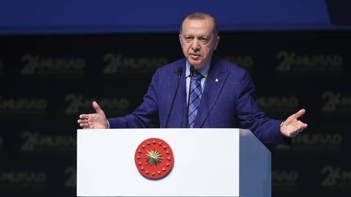 أردوغان: تركيا قطعت أشواطاً بالصناعة الدفاعية وباتت لها كلمة بقضايا المنطقة
