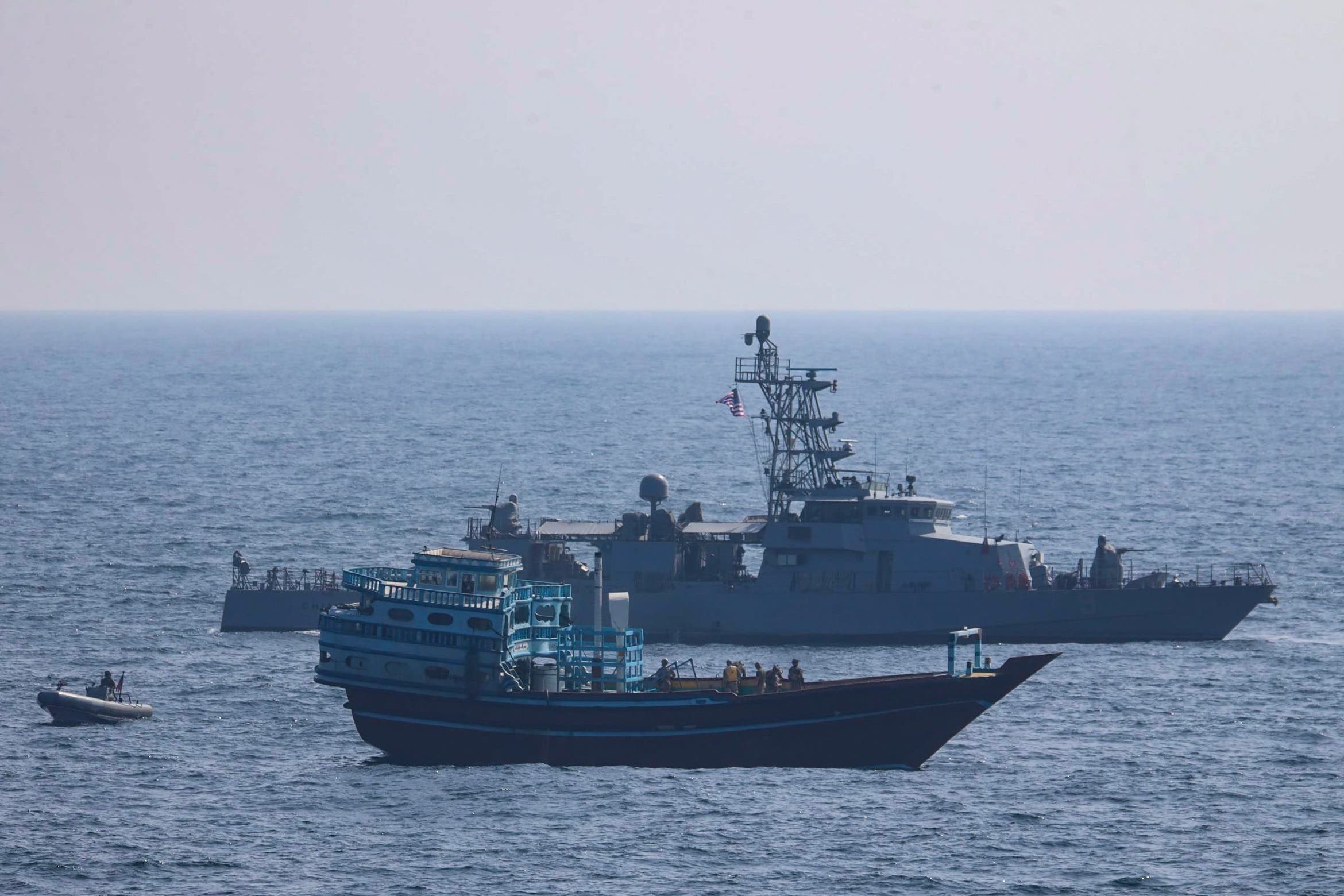 البحرية الأمريكية: ضبط سفينة من إيران تحمل أسمدة يمكن استخدامها لصناعة متفجرات