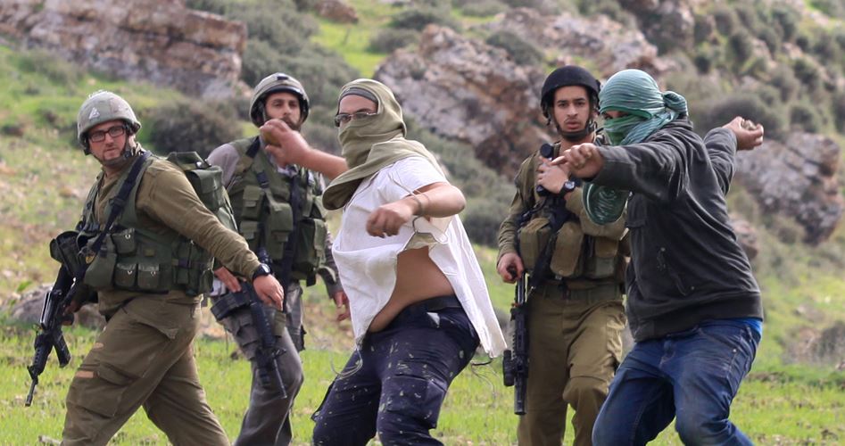أرقام تكذب بينيت.. هآرتس: عنف المستوطنين ضد الفلسطينيين بالضفة في ازدياد